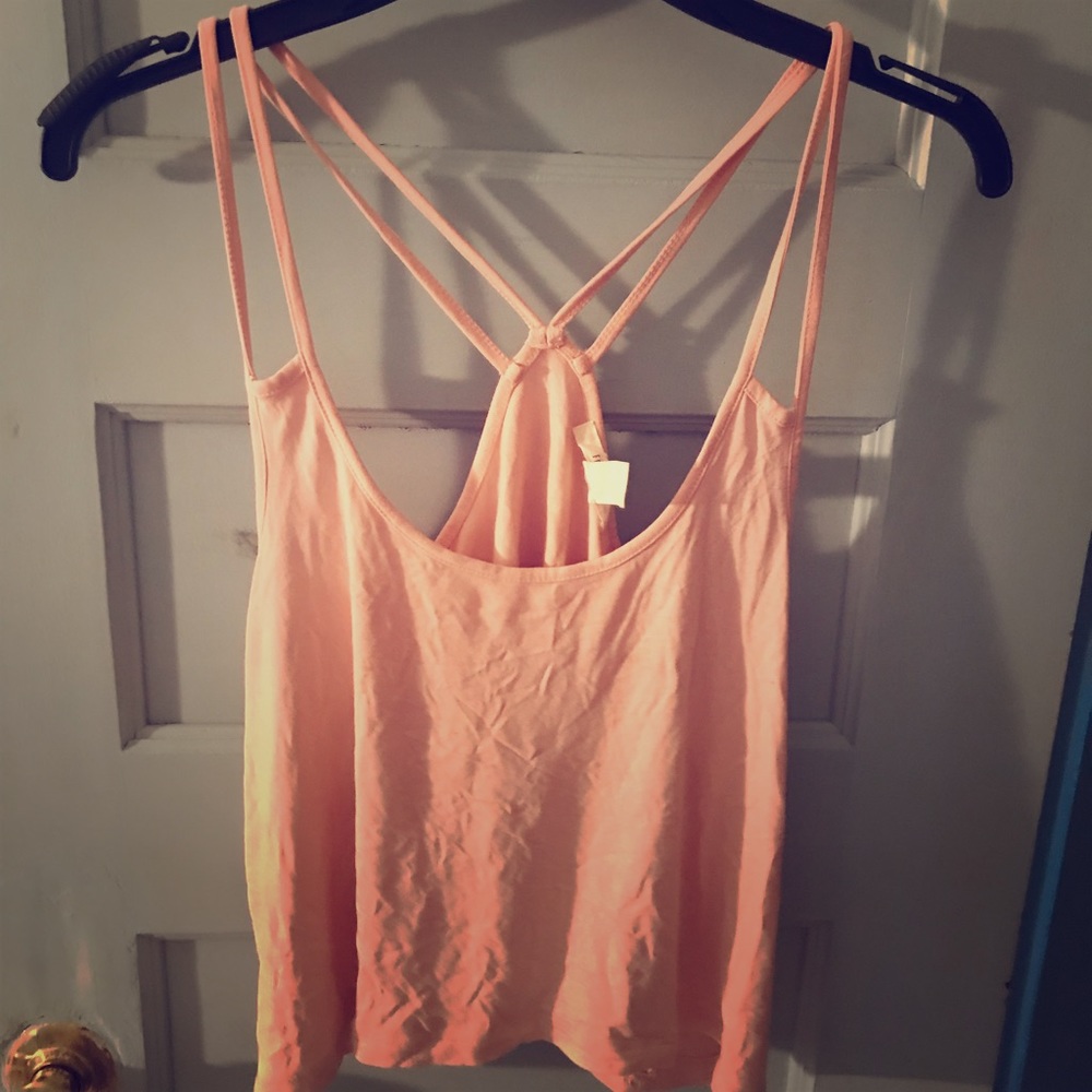 Four cross strap crop